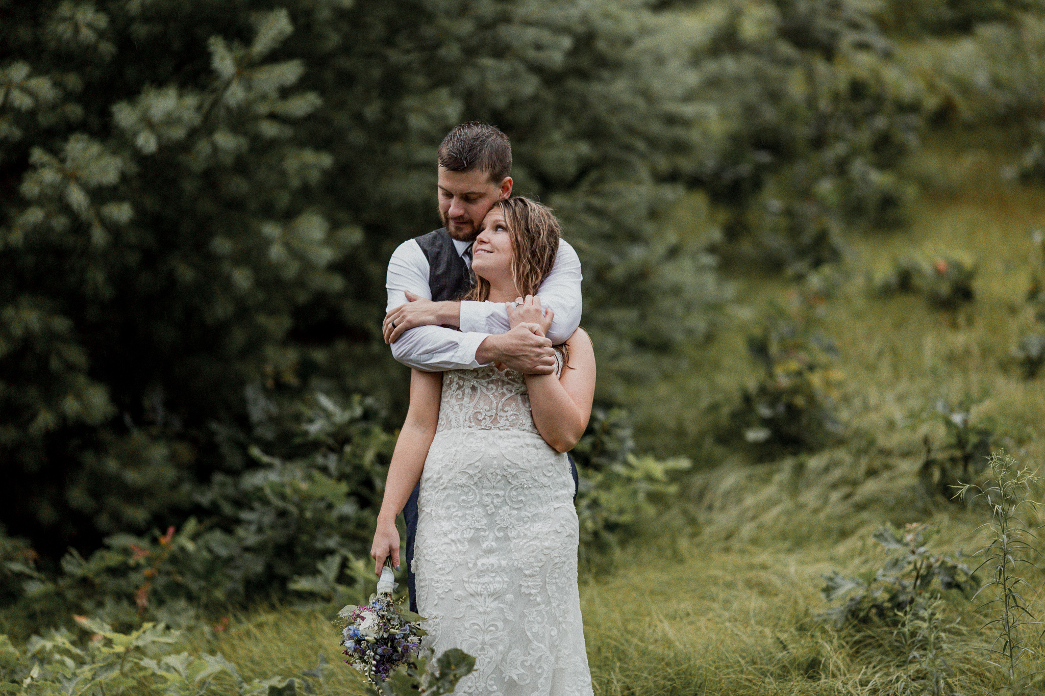 Burlap and Bells wedding pictures