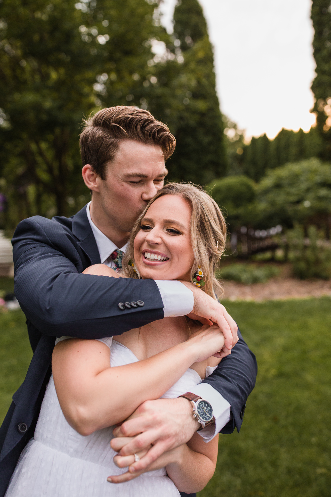 photojournalistic wedding photography