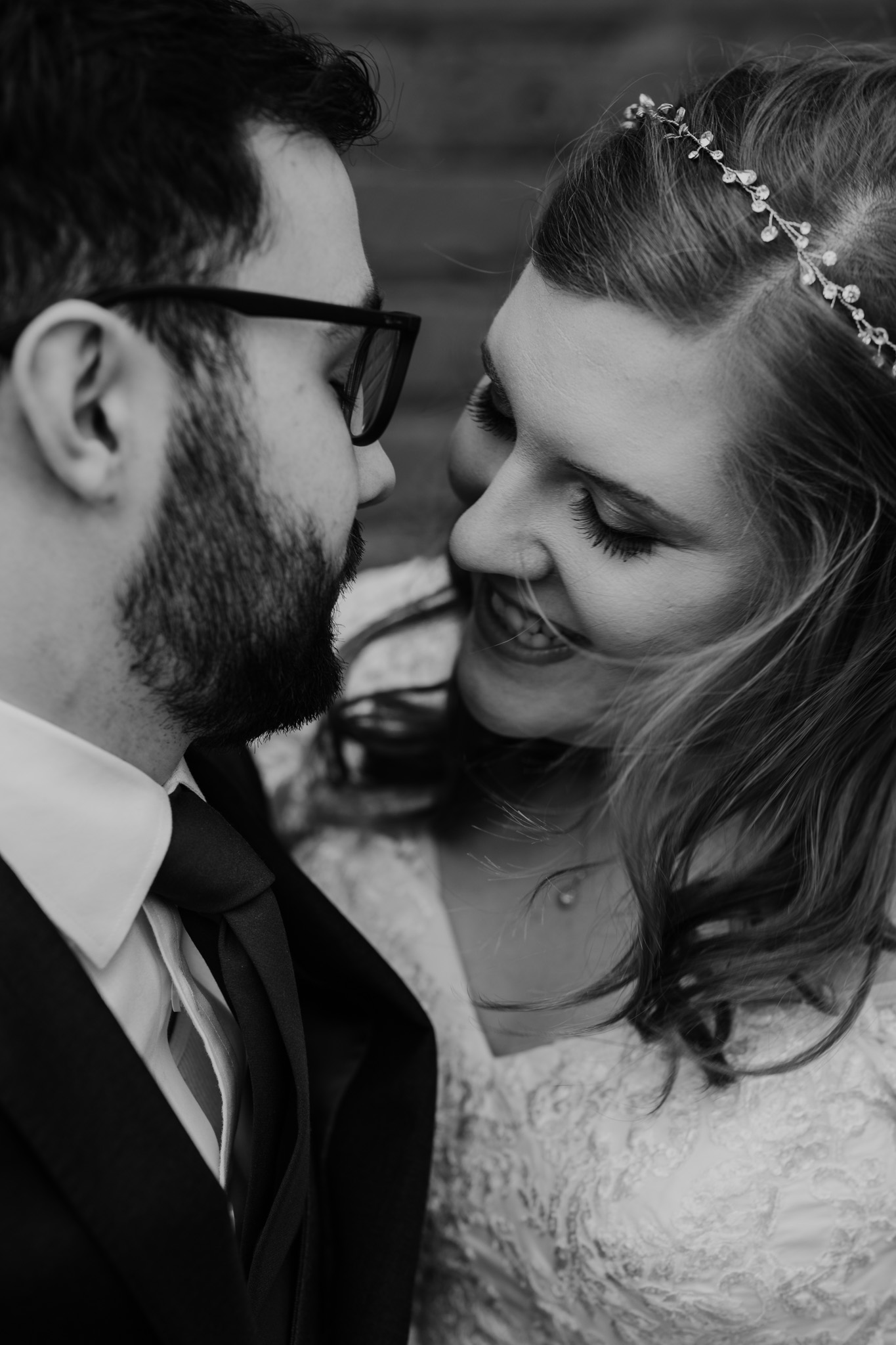 Wedding pictures with movment