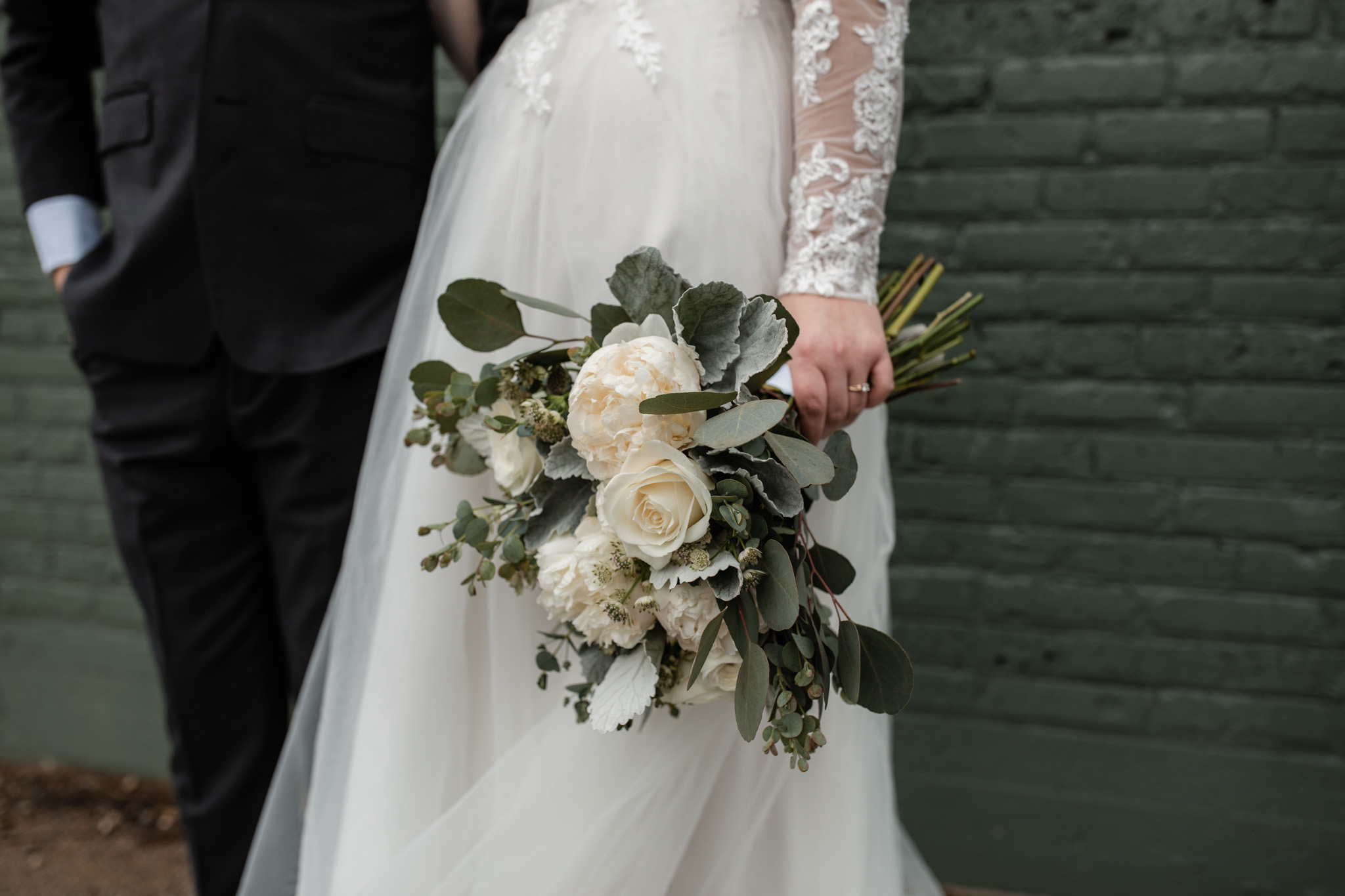 white flowers roses greenery 