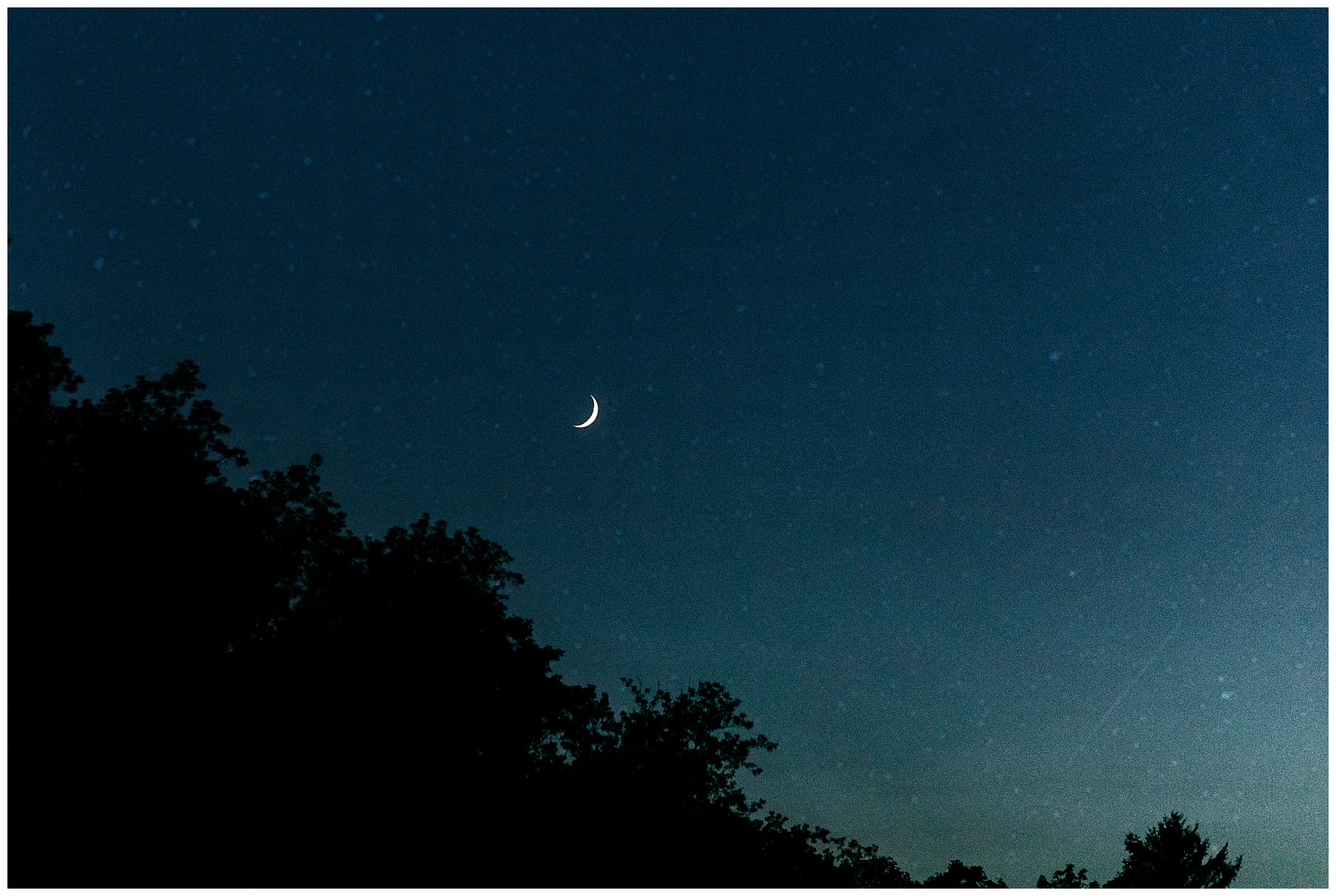 good moon and star collective on a clear summer Milwaukee night