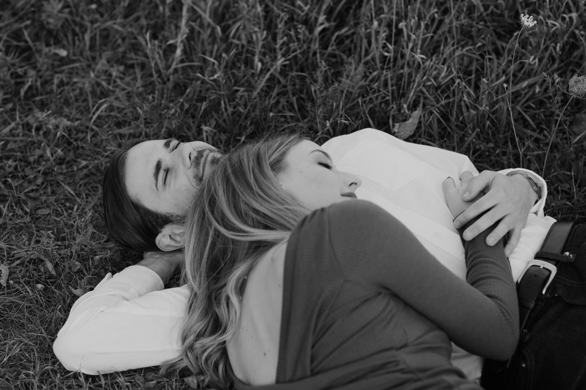 black and white engagement photo