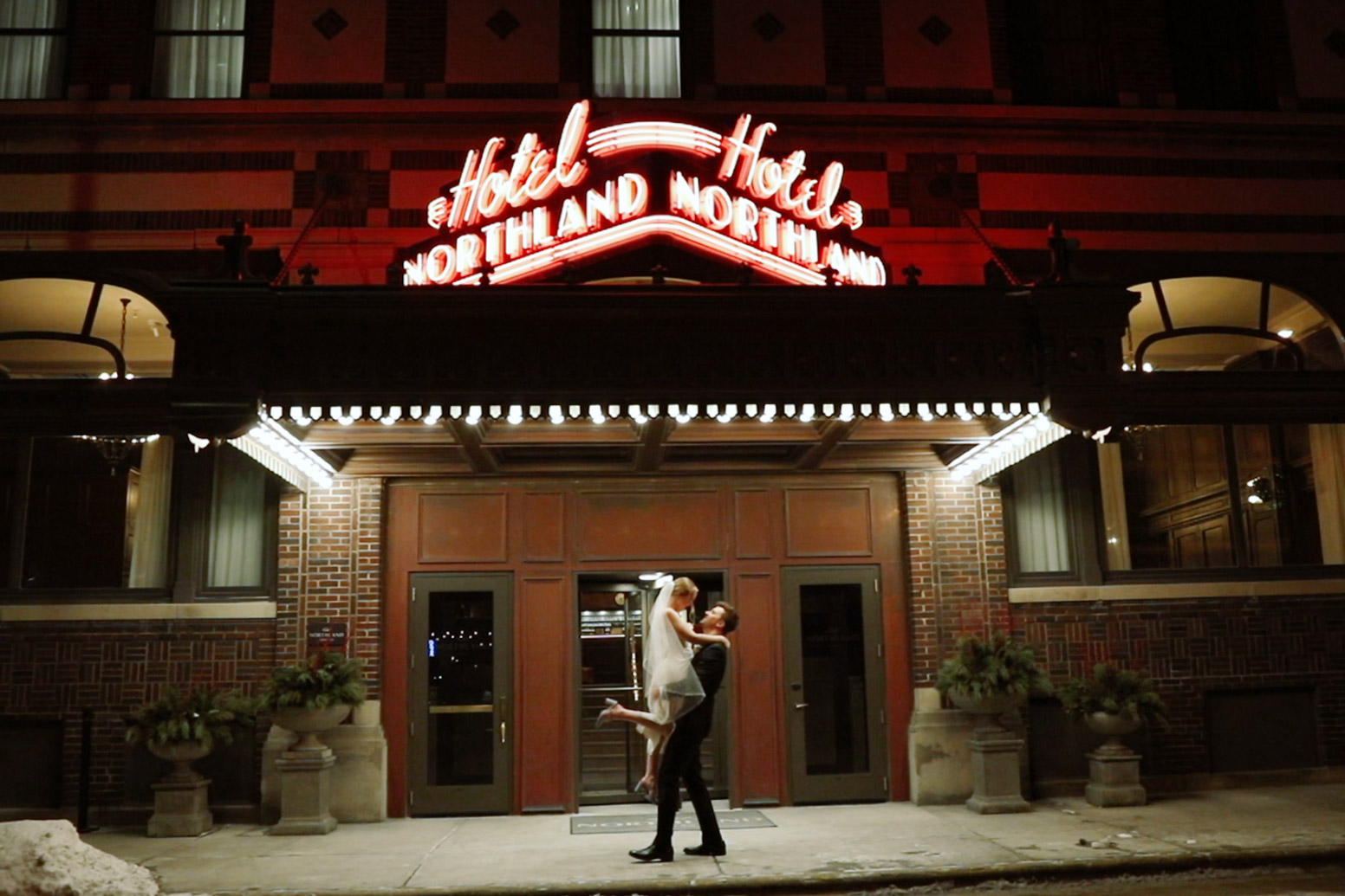 Hotel Northland Wedding in Green Bay - art deco sign at night