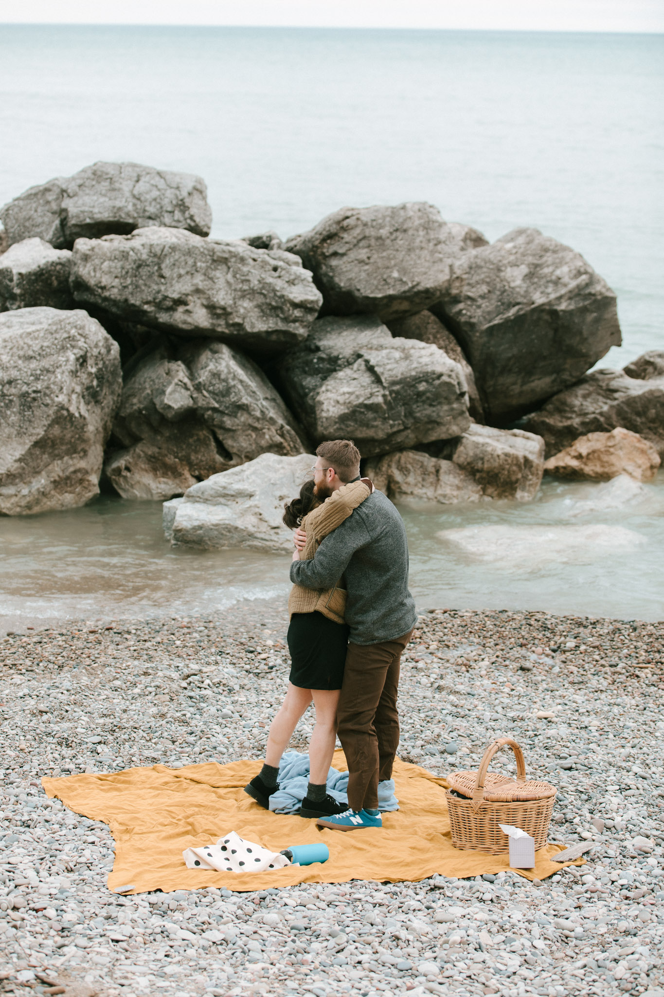 Klode Park Milwaukee Wisconsin Lake Engagement - Proposal photographer