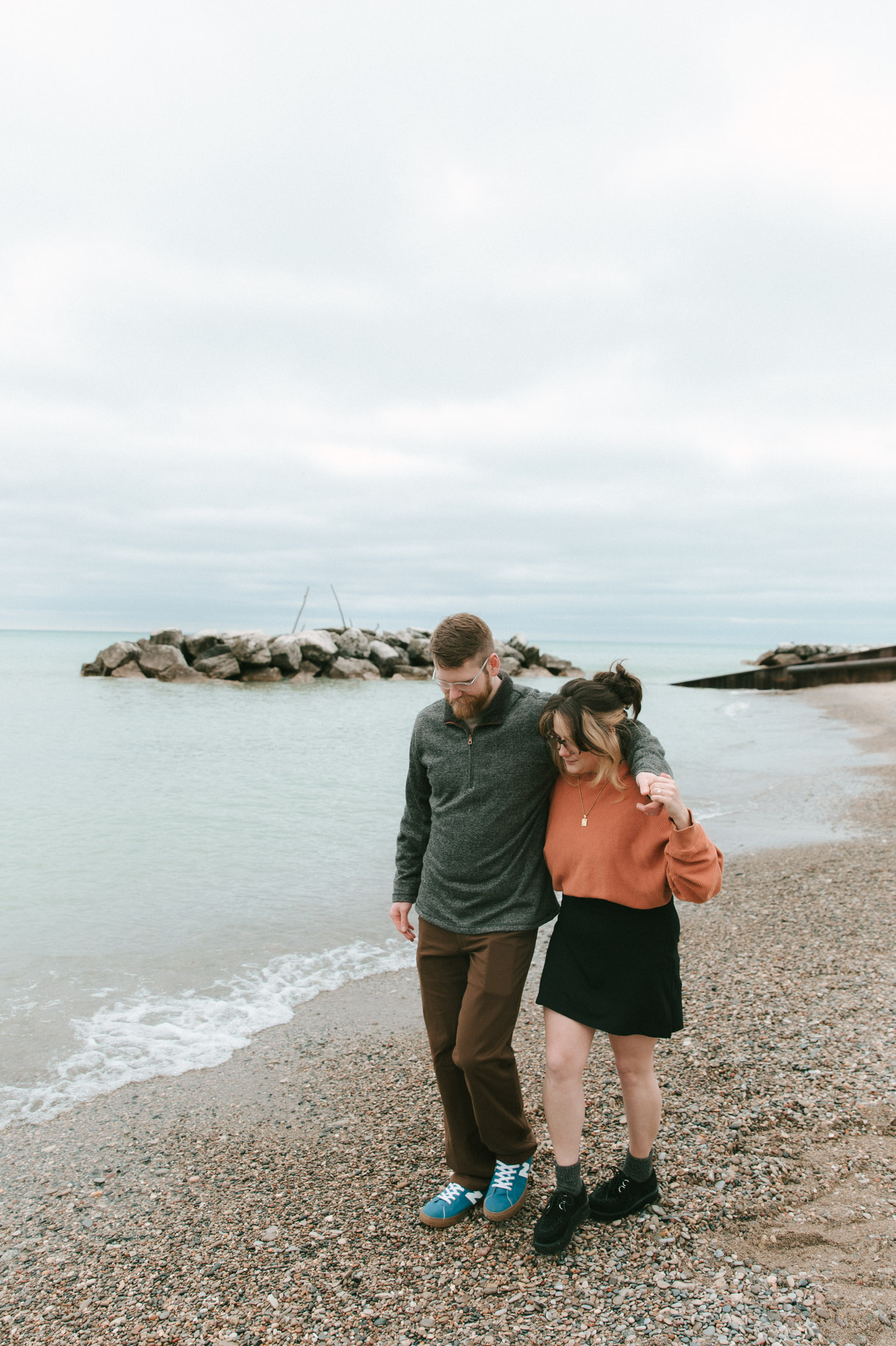 Klode Park Milwaukee Wisconsin Lake Engagement - Proposal photographer -