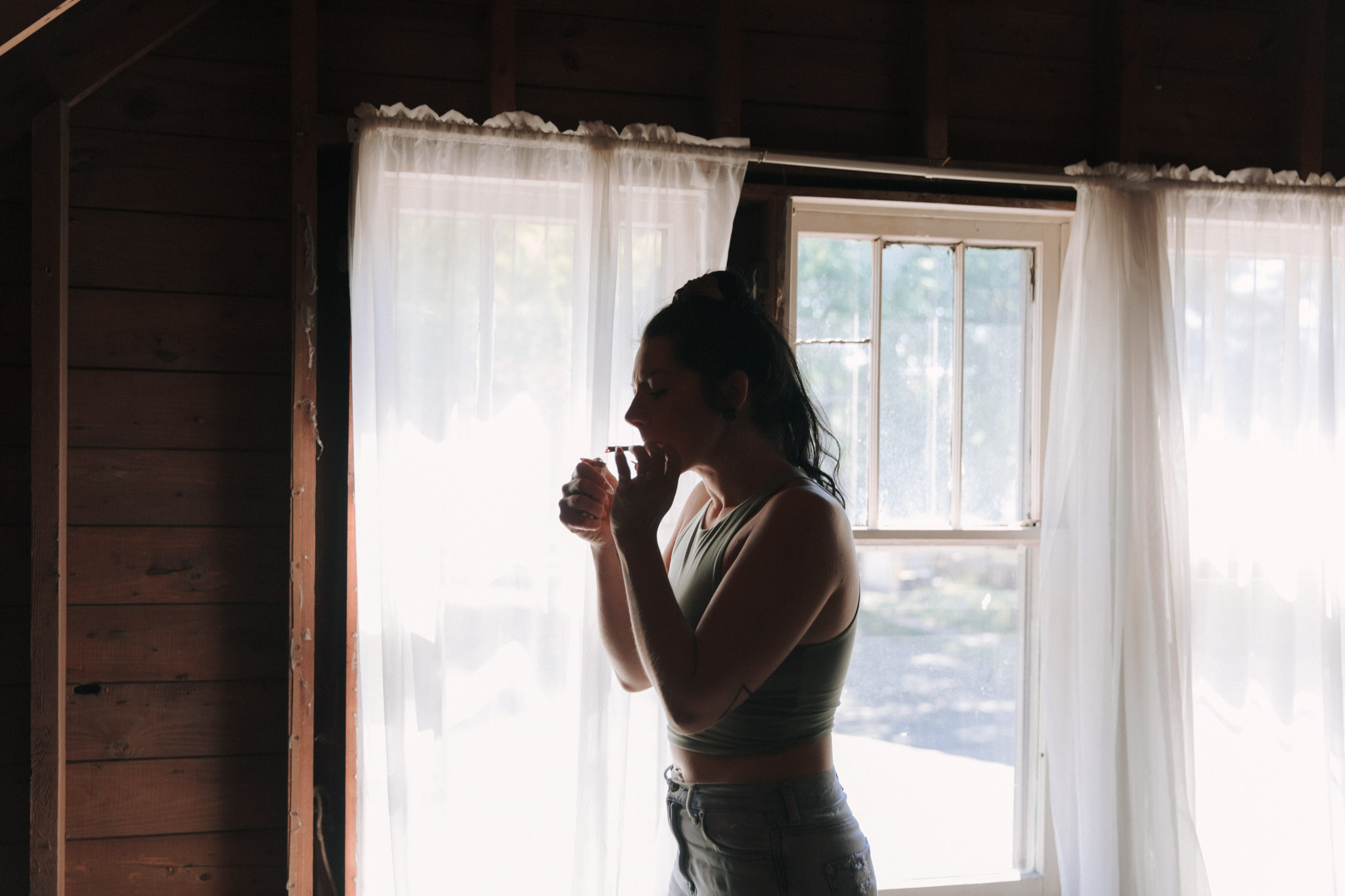 Smoking during an engagement session
