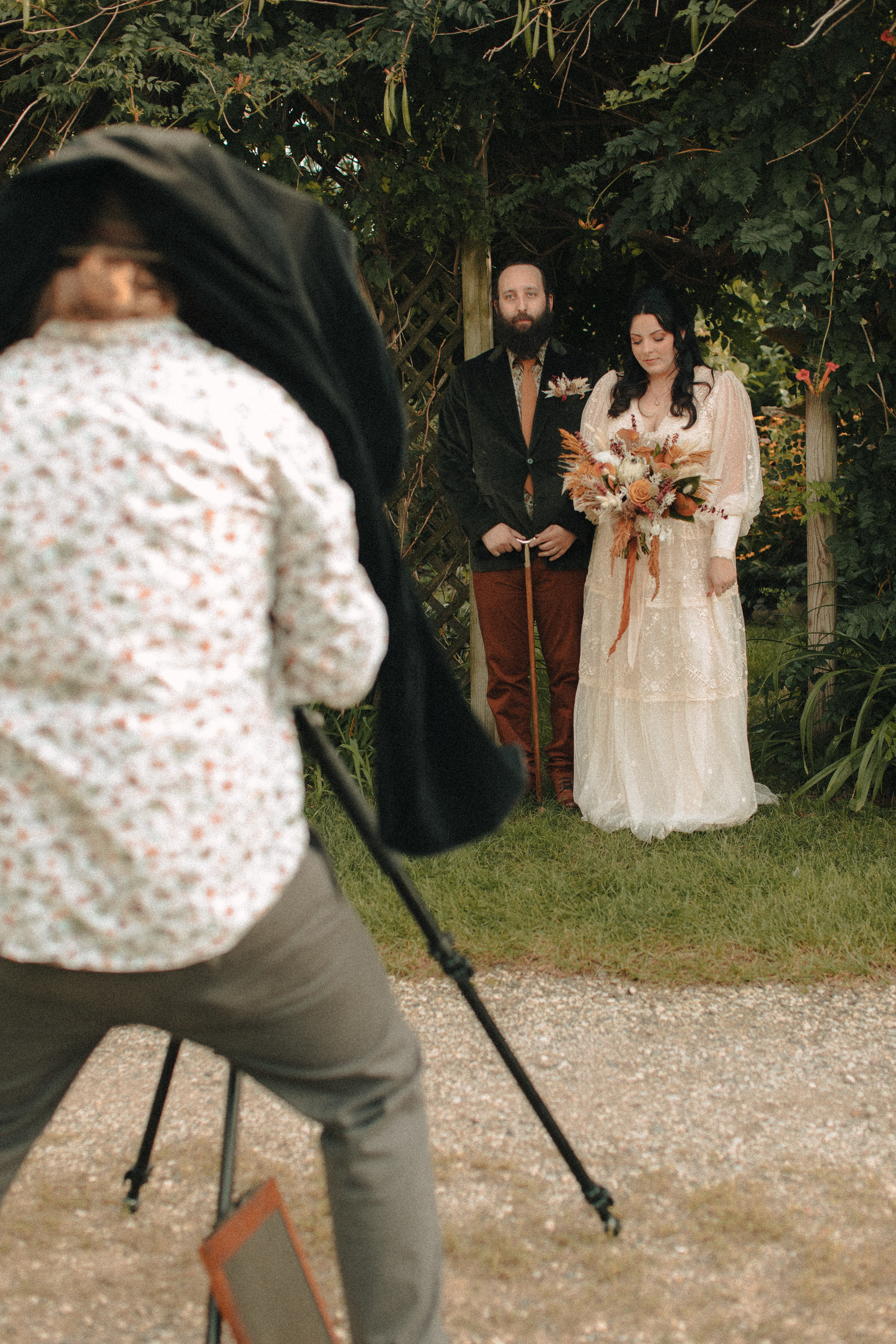Tintype photographer for wedding taking picture of bride and groom - Silvergraphic photo co, Milwaukee